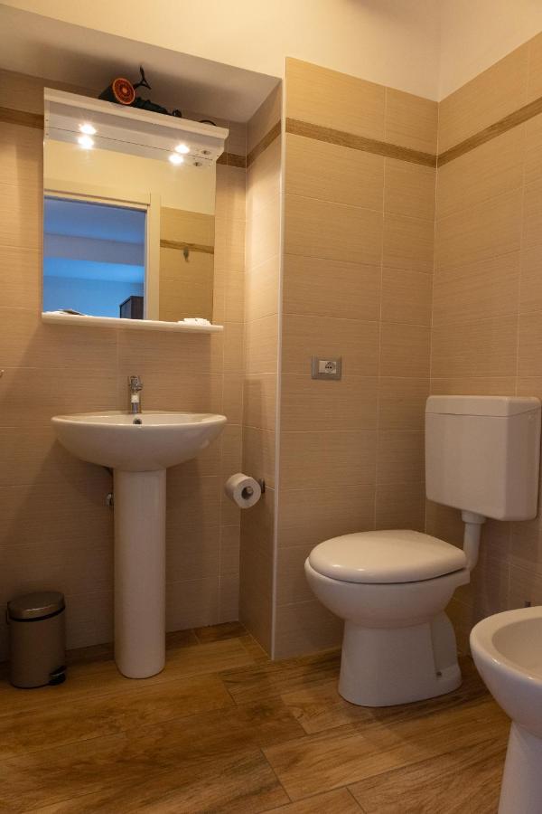 Bed and Breakfast La Stazione Trontano Экстерьер фото